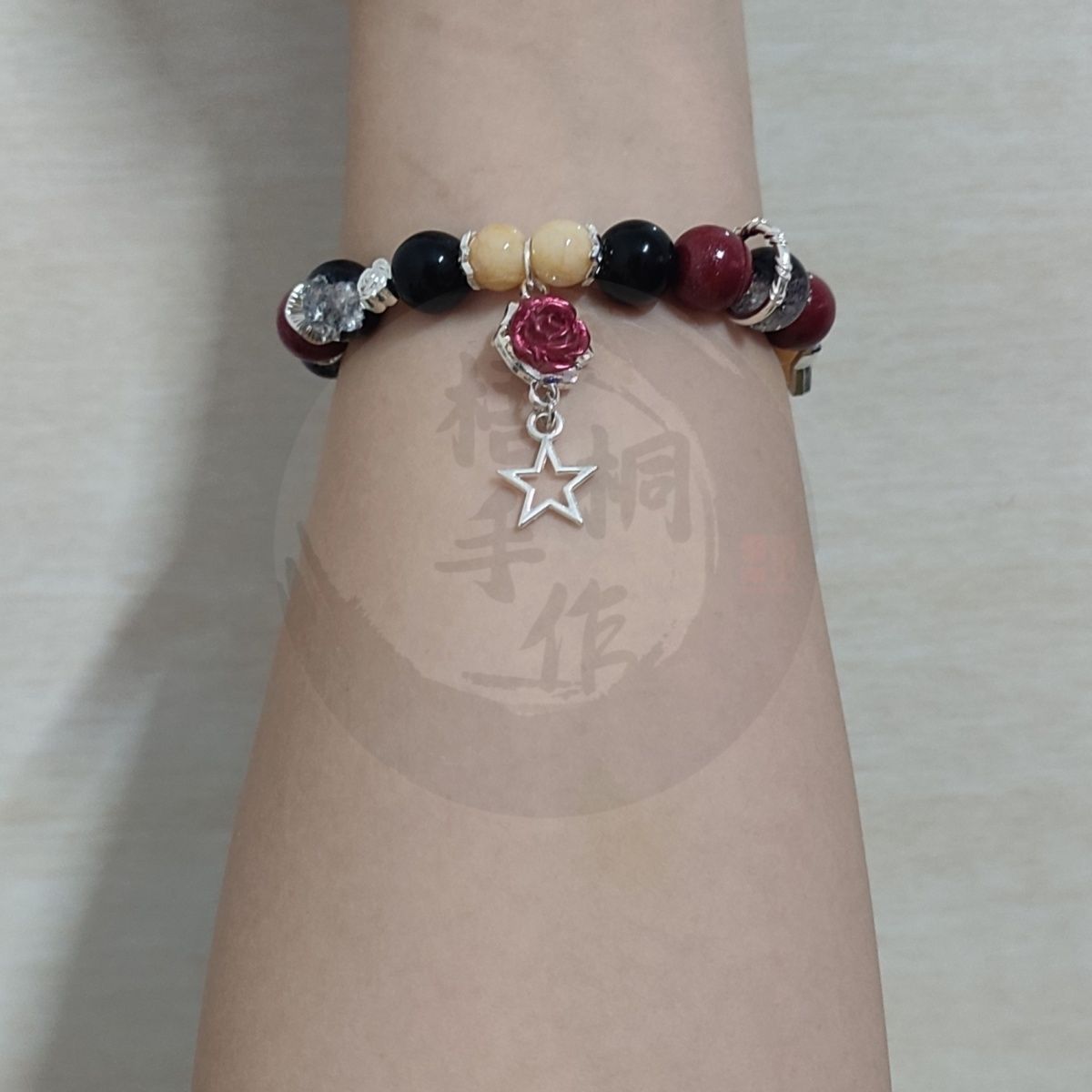 Gelang Anime The Freak Circus  - Cute Anime Merchandise ulasan dan harga