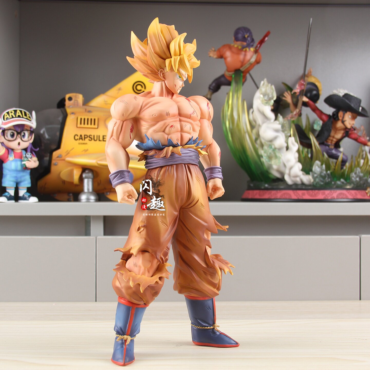 Juann Patung Super Saiyan Goku - Anime Merchandise For Men ulasan dan harga